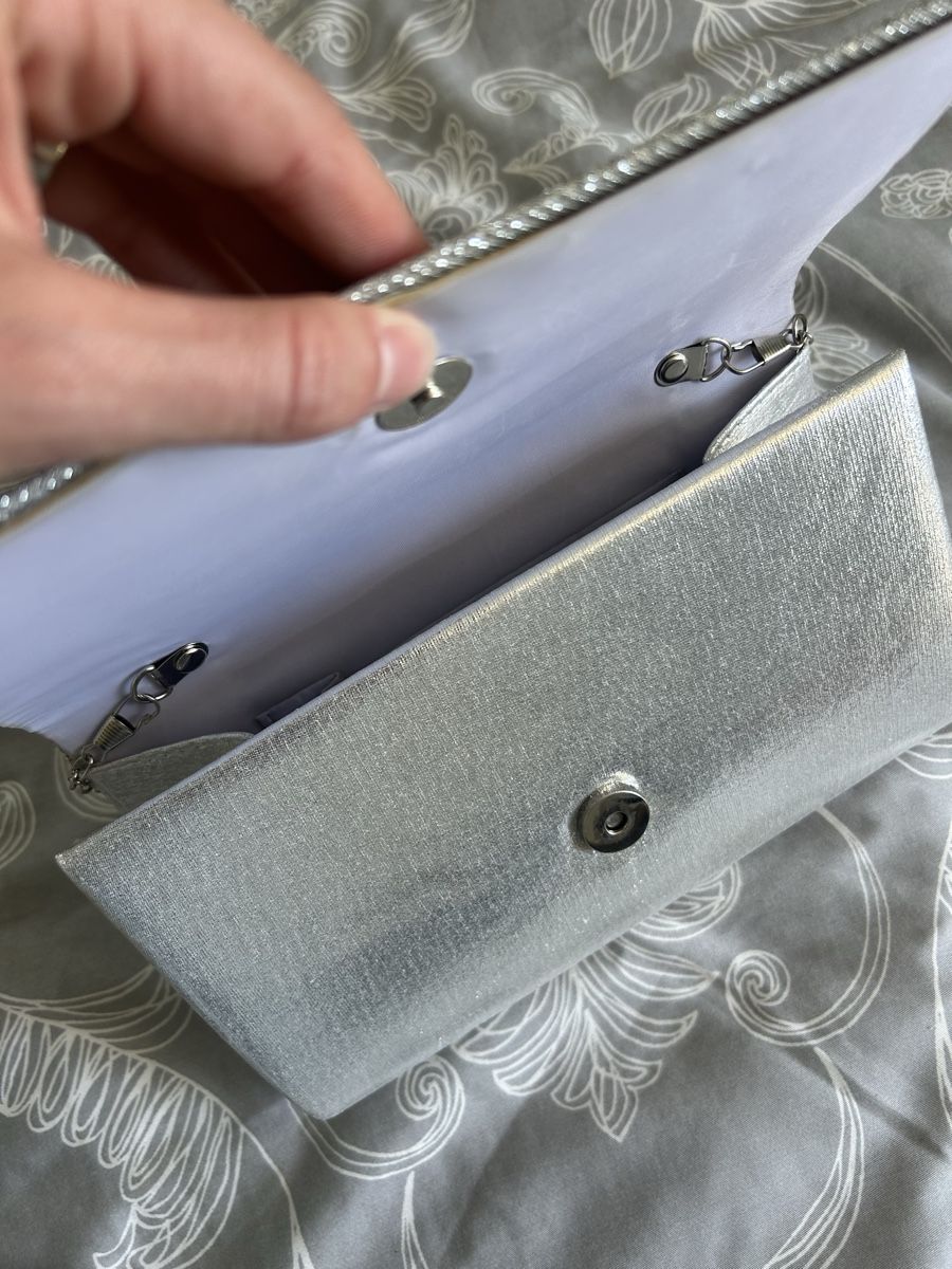 Borse da donna: Pochette de soirée argentée – Usato da Muntelier venduto da cel_5syj 1