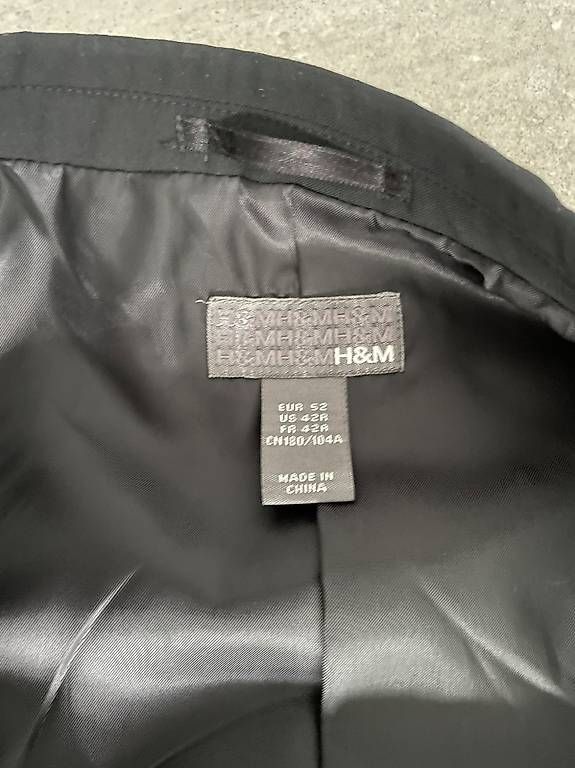 H&M Giacche: Giacca elegante HM taglia 52 – Usato da Gordola venduto da shark.18 1