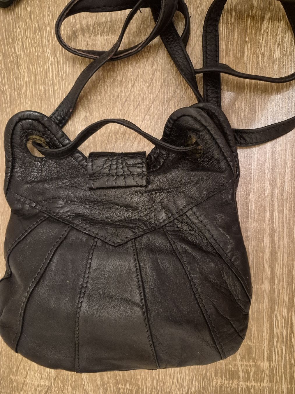 Borse da donna: Vintage Ledertasche, schwarz, klein. – Usato da Bern venduto da Rou_rsz5 1