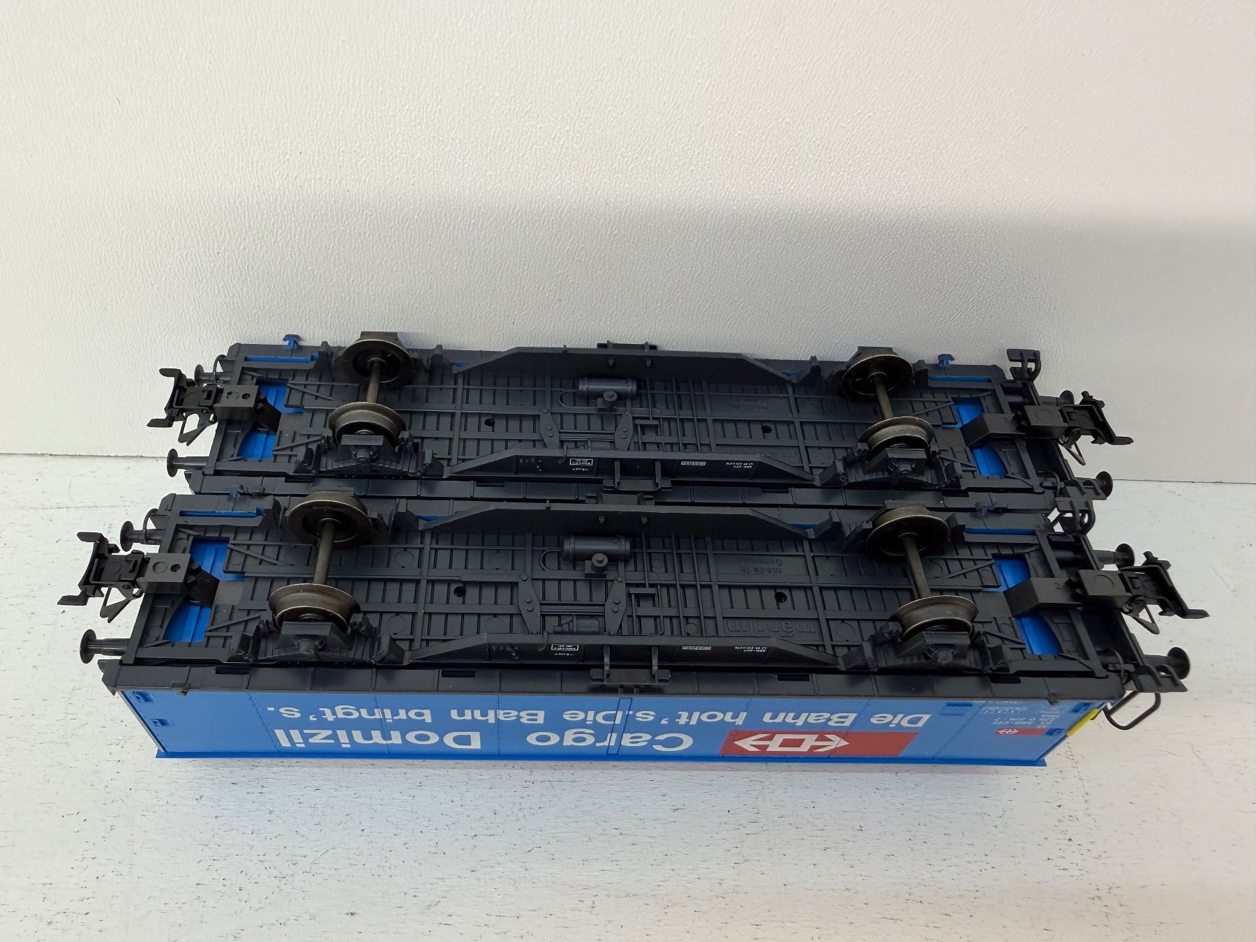 Märklin Modellini di ferrovie: Märklin 4735 Güterwagen SBB Cargo Domizil – Usato da Büsserach venduto da ModellbahnDepot 7
