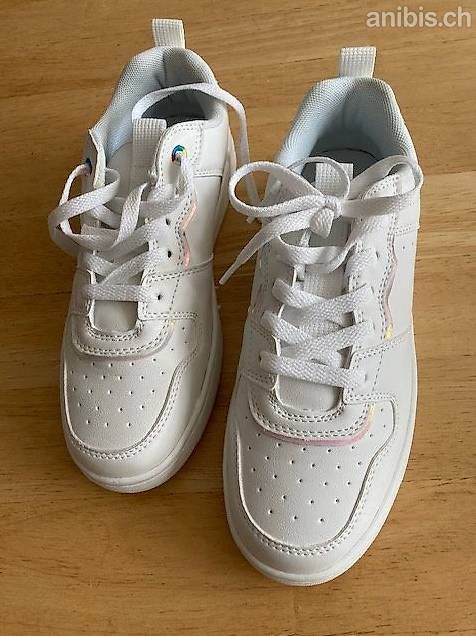 Victory Chaussures femmes: Damen Sneakers Victory Grösse 38 (neu) – Neuf (Voir description) à Affoltern am Albis par rollotomasi
