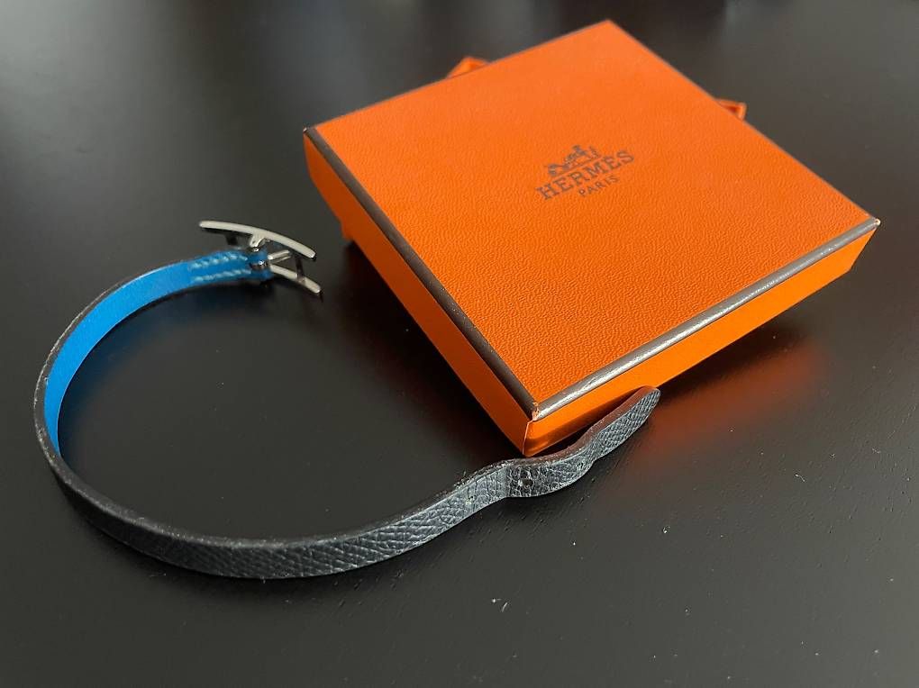 Hermès Armbänder & -reifen: Bracelet Hermès Behapi réversible noir / bleu – Gebraucht aus Genève von jde_8mym 2