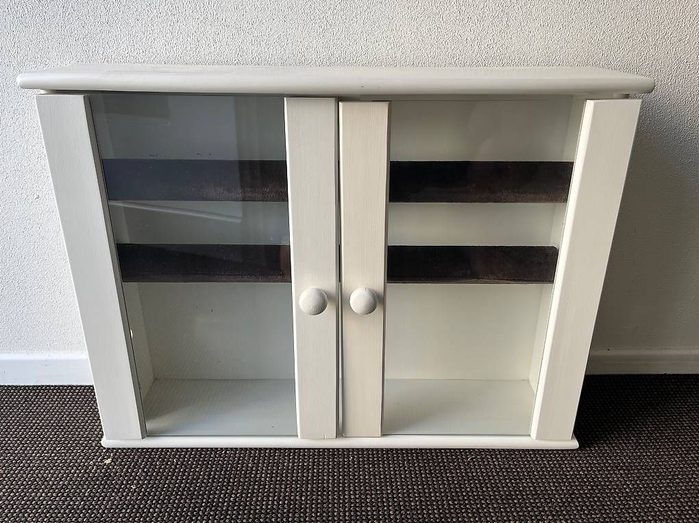 Armadi: Uhrenschrank – Usato da Lufingen venduto da slowflyer1