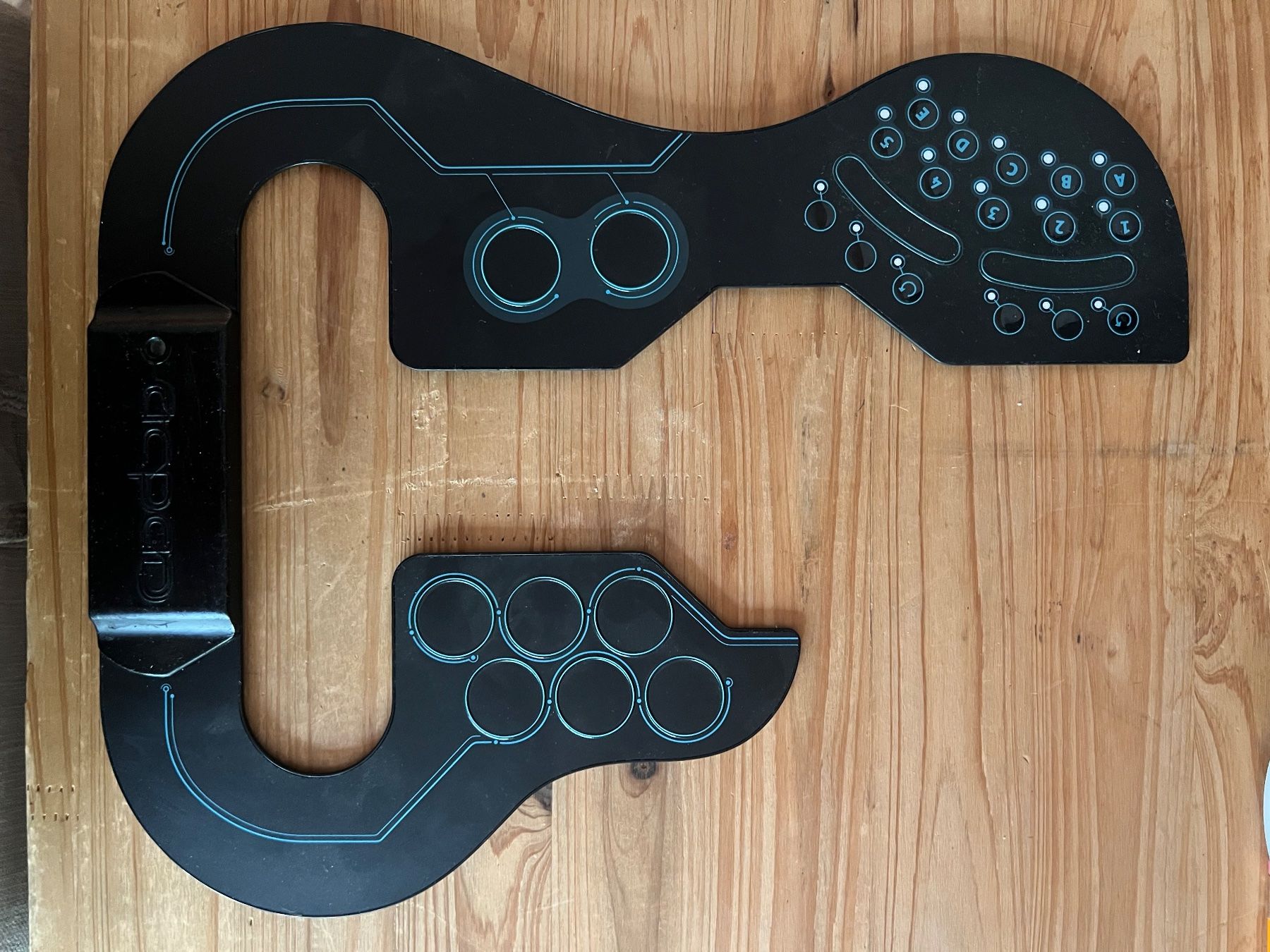 Musikinstrumente: ACPAD Wireless Midi Controller für Akustikgitarren – Gebraucht aus Zürich von flobachofner 2