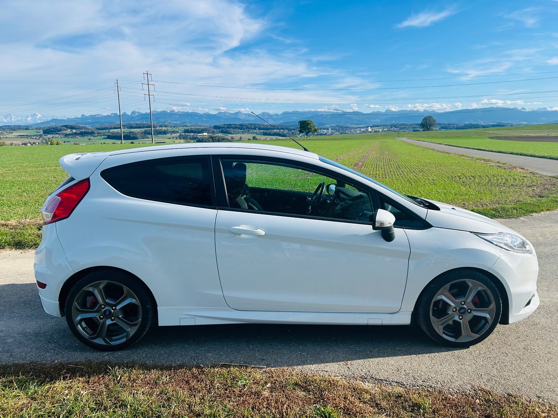 Automobili: Ford Fiesta ST – Usato da Laupen BE venduto da flo_pzm5 2