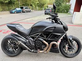 DUCATI Diavel 1200 Dark