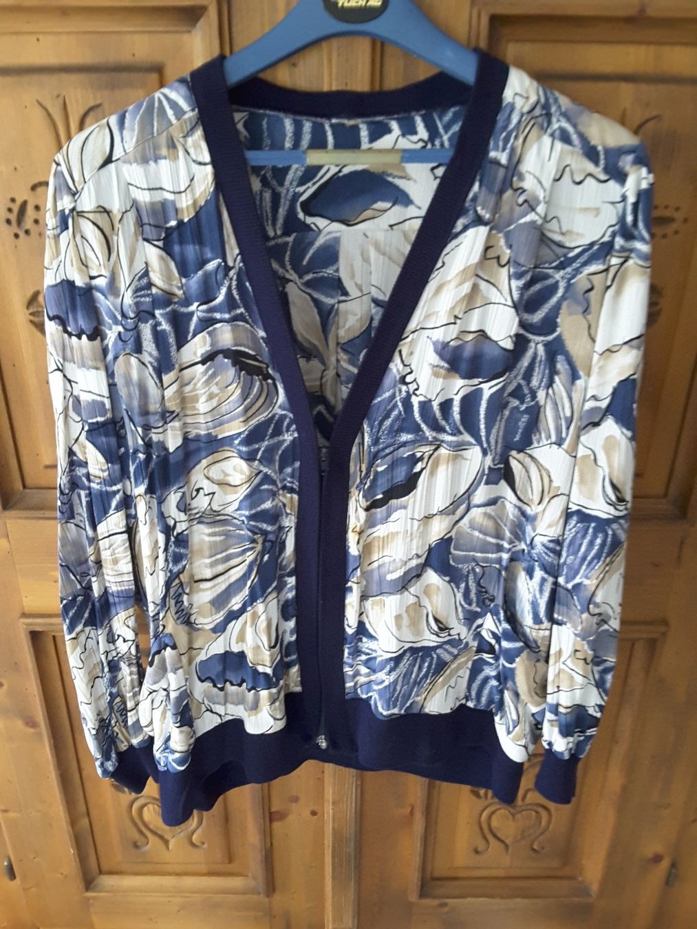 Jacken: Wunderschöne,leichte Jacke Gr. XL/XXL – Gebraucht aus Boppelsen von tigimohrli