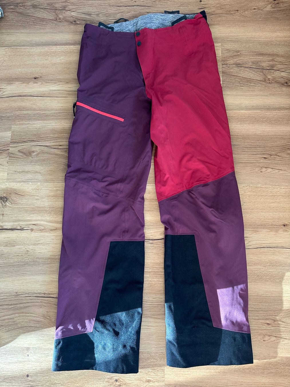Ortovox Pantaloni: Ortovox 3L Ortler Hardshell Hose Gr. M – Usato da Schüpfheim venduto da ver_8xlx