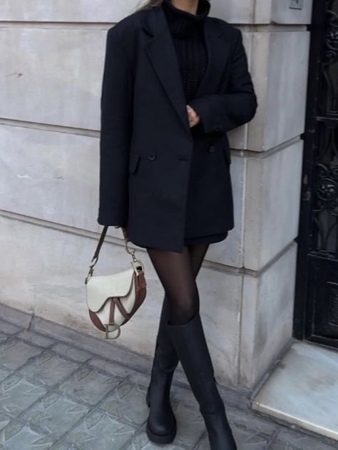 Giacche: Le Capsole Oversized Blazer – Usato da Port venduto da lau_pdf5 2