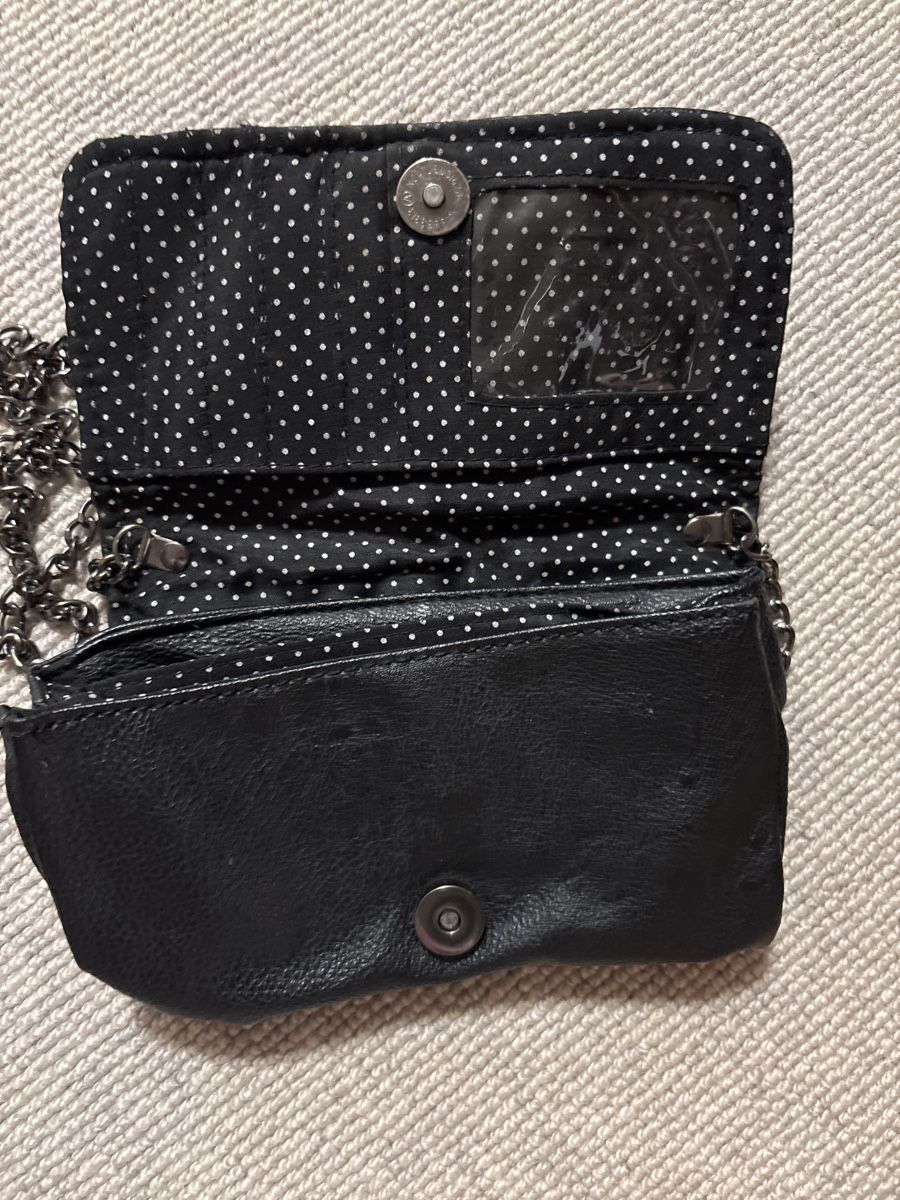 Borse da donna: kleine Tasche schwarz – Usato da Fislisbach venduto da secondhandF 1
