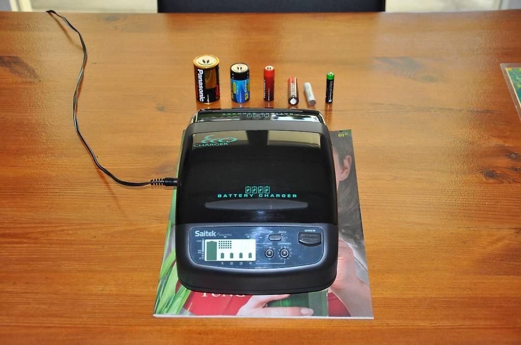 Chargements: Batterieladegerät – D'occasion à Schindellegi par gia_d7c5