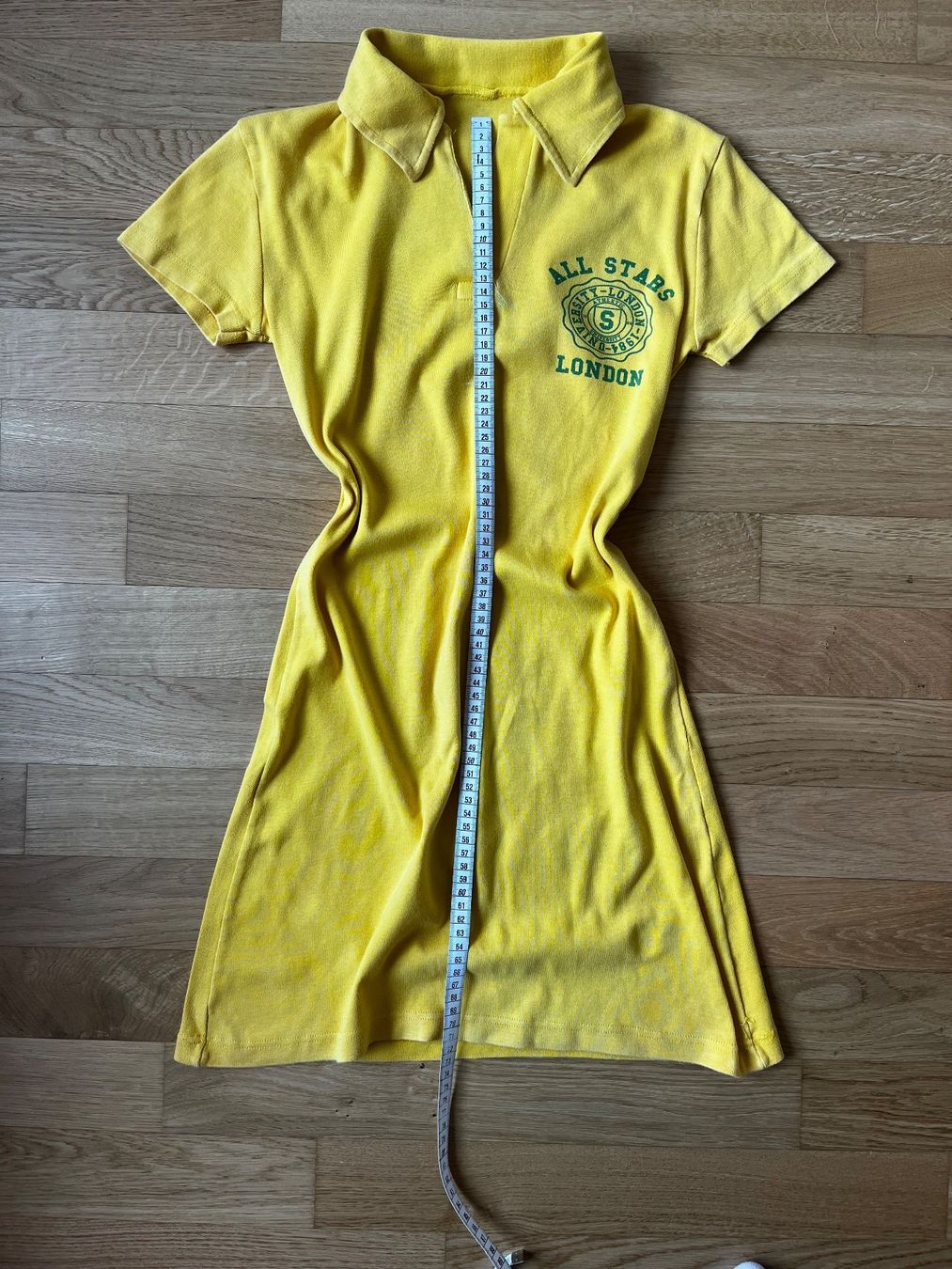 Converse Vestiti: Robe polo jaune – Usato da La Tour-de-Trême venduto da lol_85kj 2