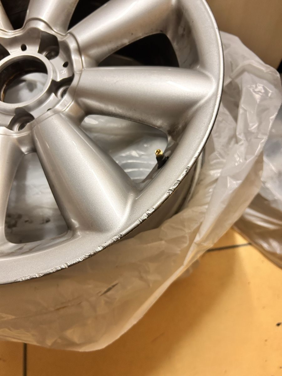 Mini Cerchioni: Genuine Mini Cooper Wheel, 7 1/2Jx18EH2+ – Usato da Schlieren venduto da panos94 3