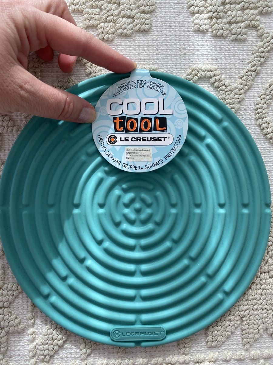 Küchengeräte: Le Creuset Cool Topflappen Neu – Neu (gemäss Beschreibung) aus Gümligen von zeusone1