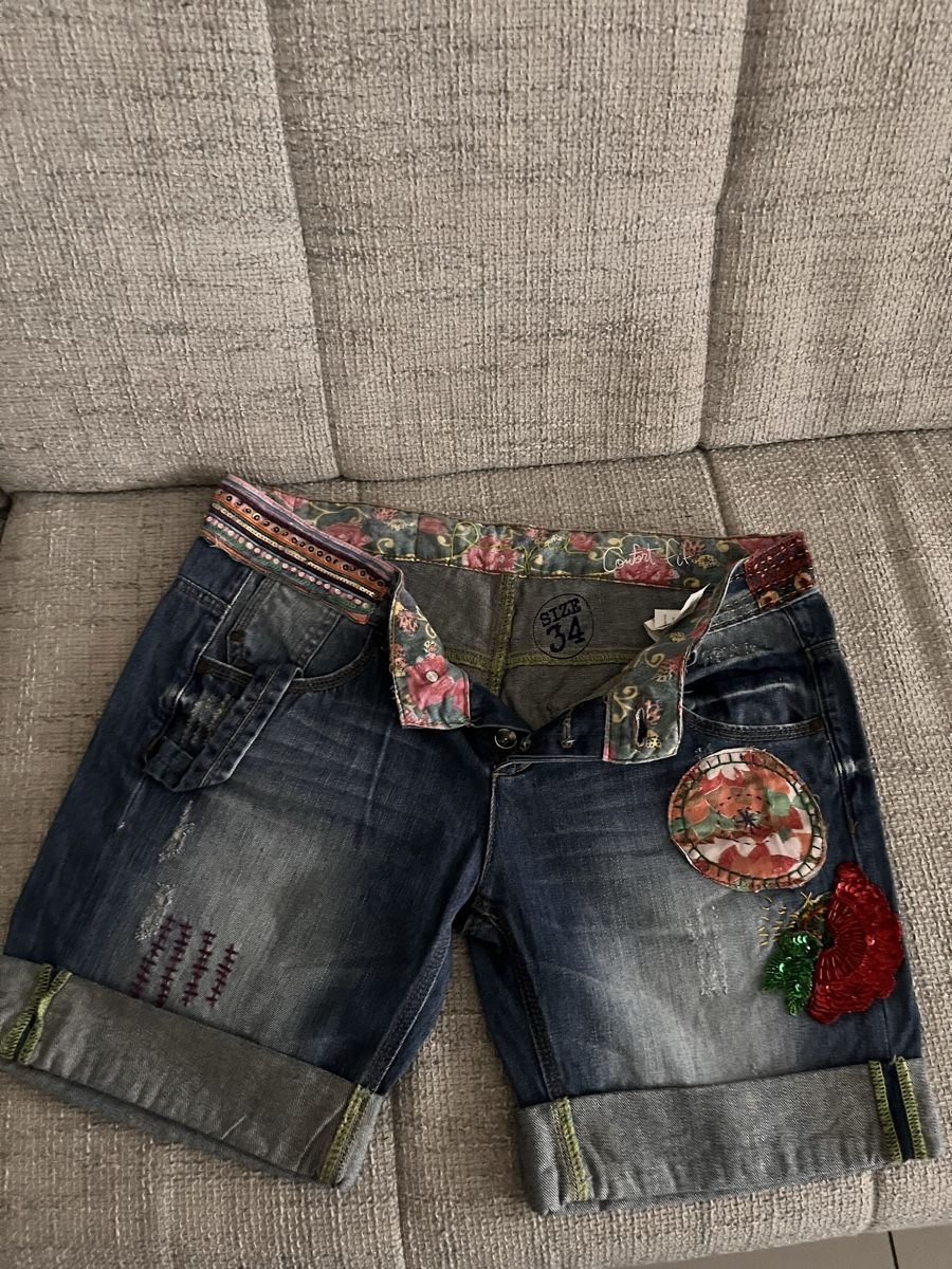 Jeans: Desigual Shorts Grösse xl – Usato da Brüttisellen venduto da lilien2012