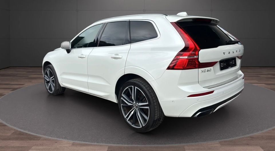 Volvo Automobili: Volvo XC60 T6 R AWD – Usato da Buchen BE venduto da Reberparts