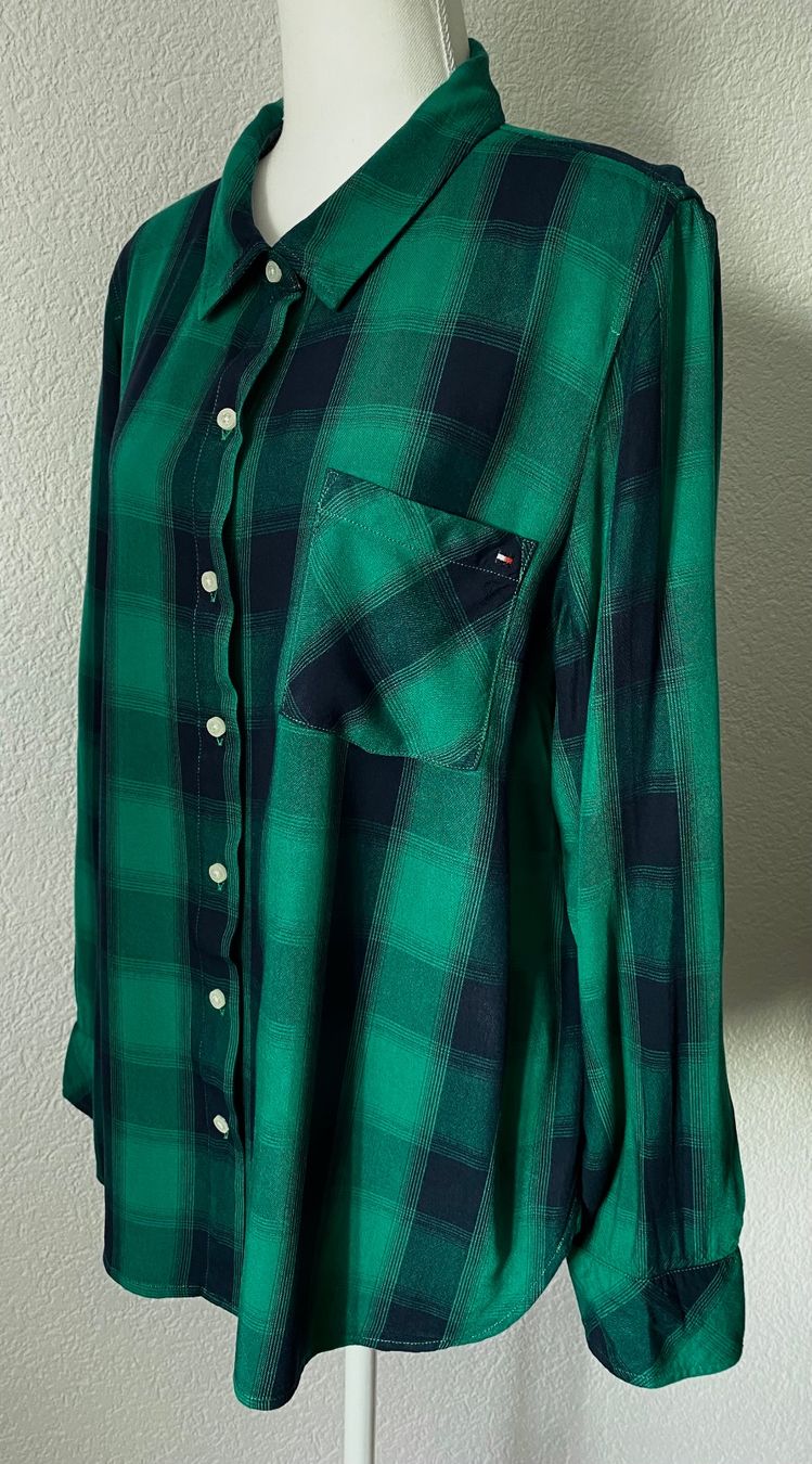 Tommy Hilfiger Camicette: Tommy Hilfiger Hemdbluse Gr.XL – Usato da Oberwil BL venduto da Leni-Mischi 2