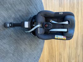 Maxi-Cosi Babyschale mit Isofix-Basis, sehr guter Zustand