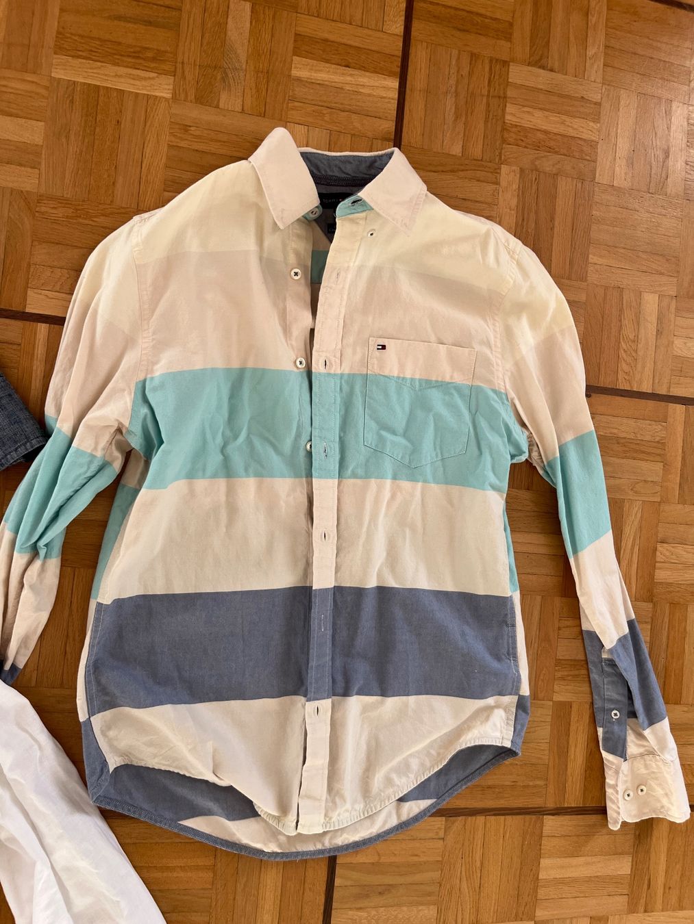 Tommy Hilfiger Hemden: 3x Tommy Hilfiger Hemd – Gebraucht aus Winterthur von Raphaelfri 4