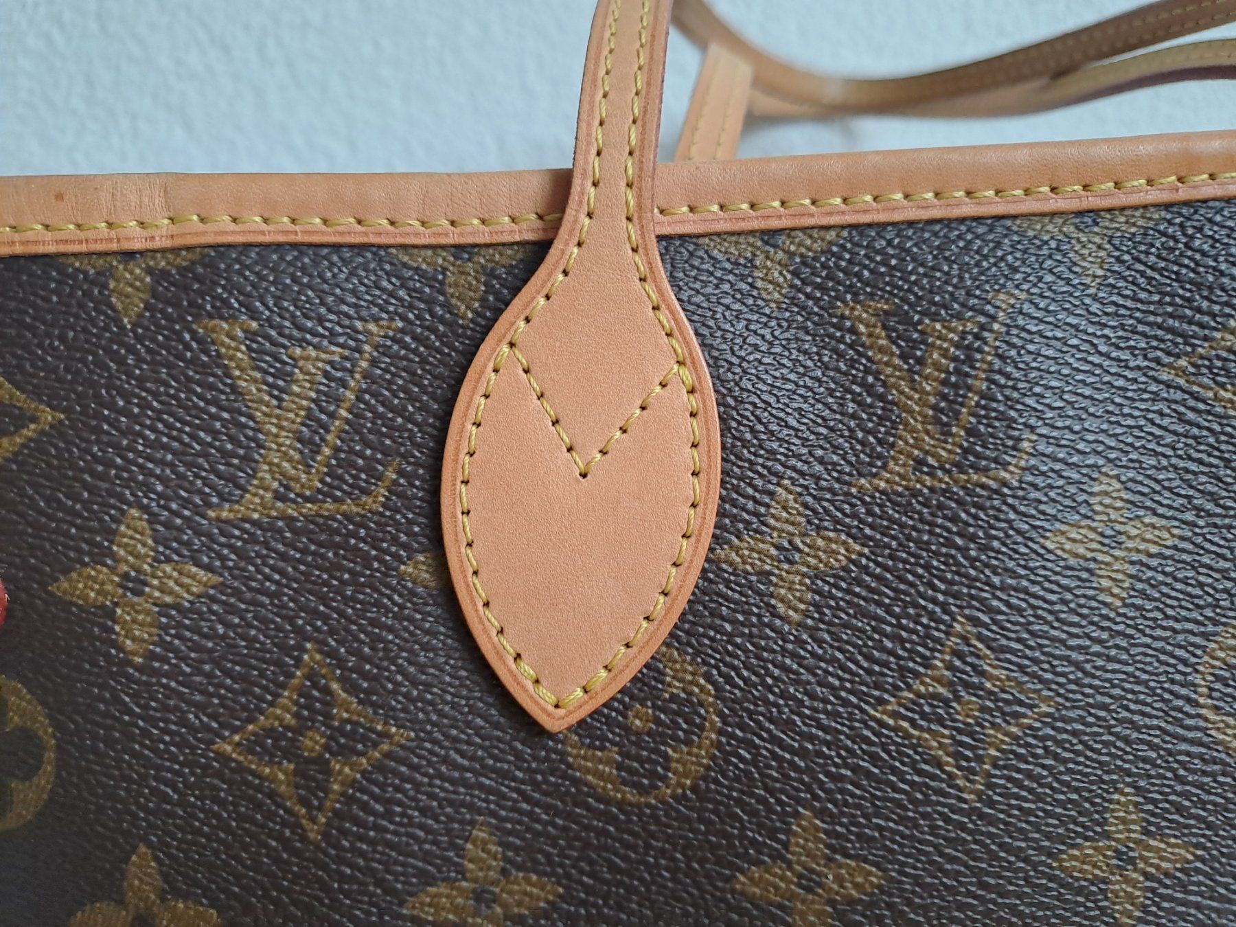 Louis Vuitton Sacs femmes: Louis Vuitton Neverfull, Monogramm Canvas MM – D'occasion à Volketswil par ronbons 2