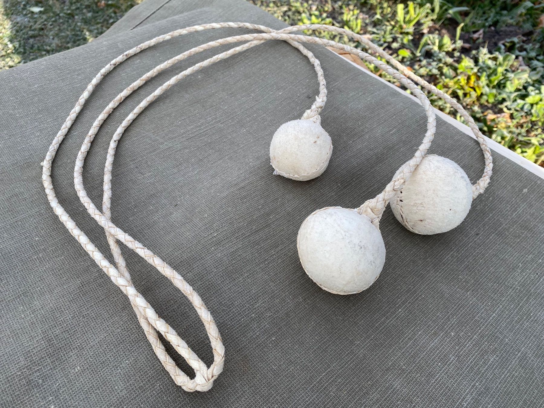Glocken & Treicheln: schöne alte Gaucho Bola aus Argentinien – Gebraucht aus Feldbach von Fea1 4