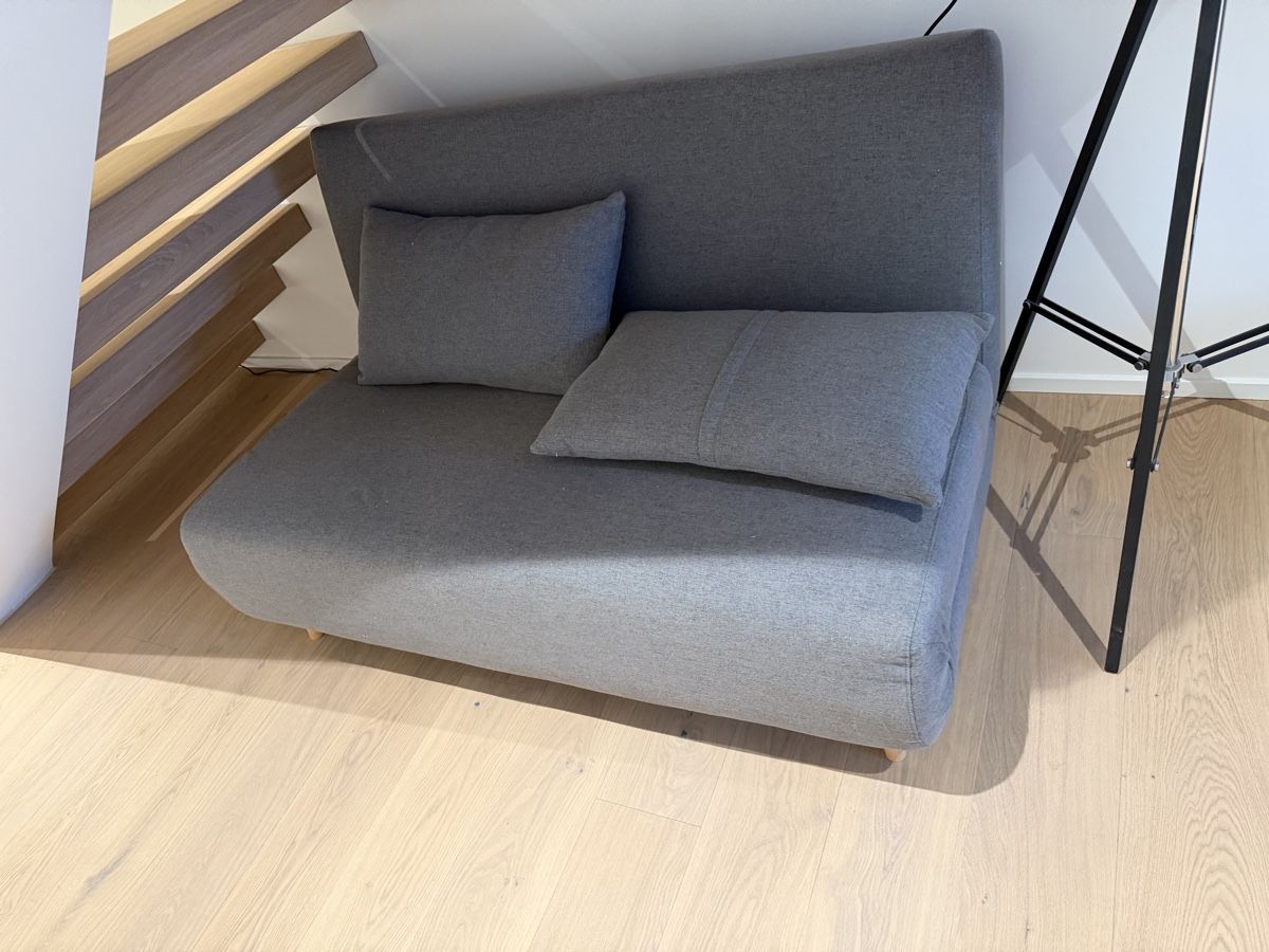 Sofas: Sofa guest bed 2 person sofa – Gebraucht aus Egg b. Zürich von udm_6b8w