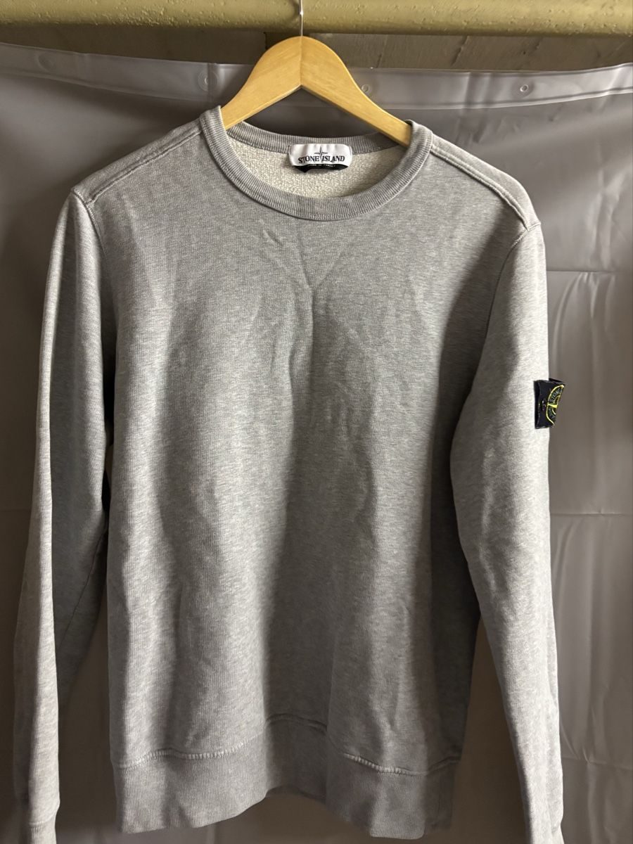 Stone Island Pullover & Sweatshirts: STONE ISLAND Pullover Grau – Neu (gemäss Beschreibung) aus Basel von kleinerprinz