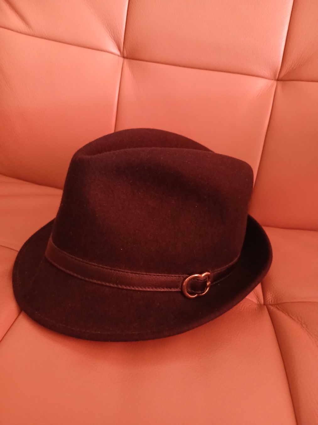 Gucci Copricapi, berretti & cappellini: GUCCI chapeau trilby – Usato da Genève venduto da GenevaLuxury 2