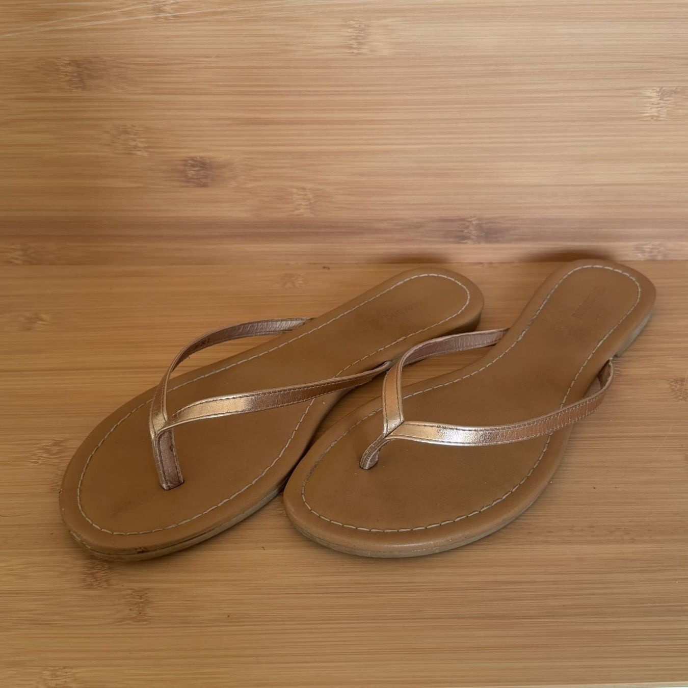 Graceland Scarpe da donna: elegante Graceland Flip-Flops – Usato da Hirschthal venduto da IH2020