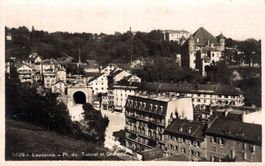 Lausanne - Pl. du Tunnel et Château