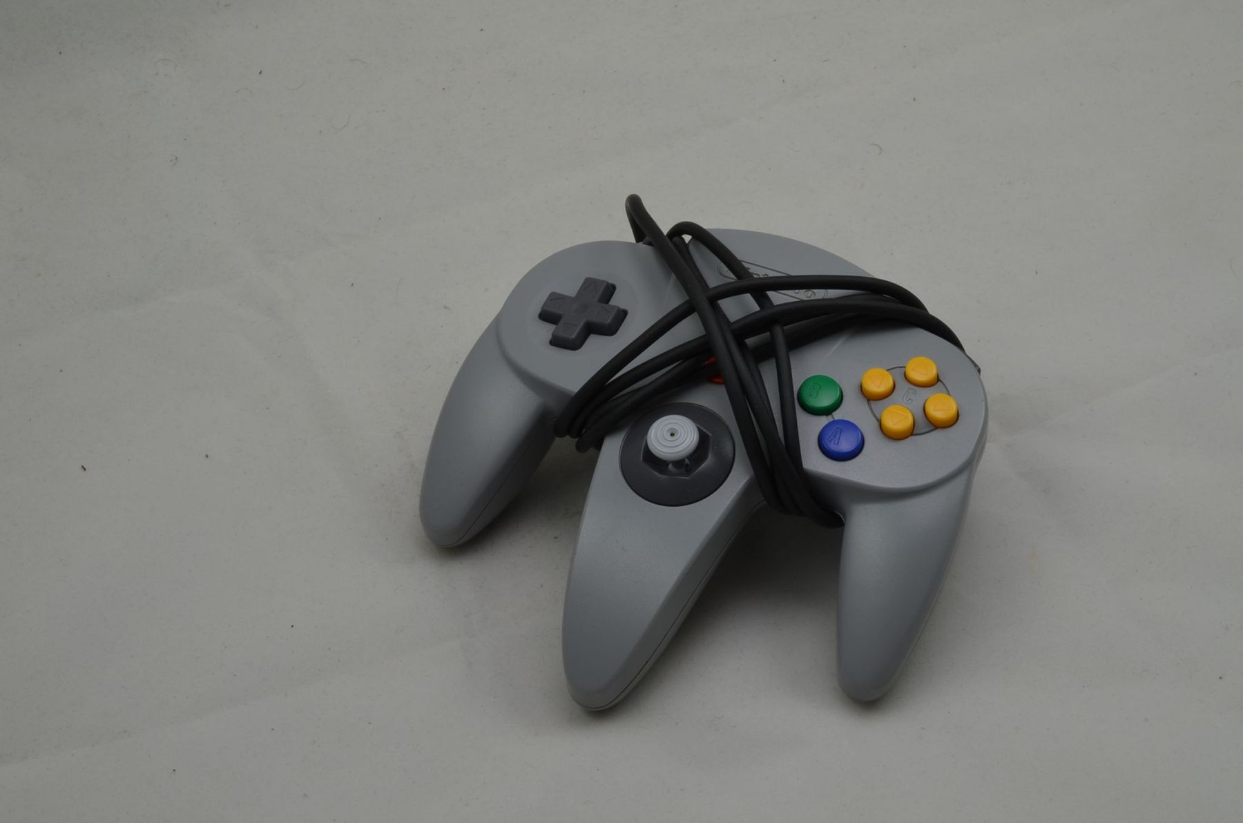 Altri accessori: 1x N64 Original Controller (sehr gut) – Usato da Buchs AG venduto da SellAndBuyX