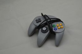 1x N64 Original Controller (sehr gut)