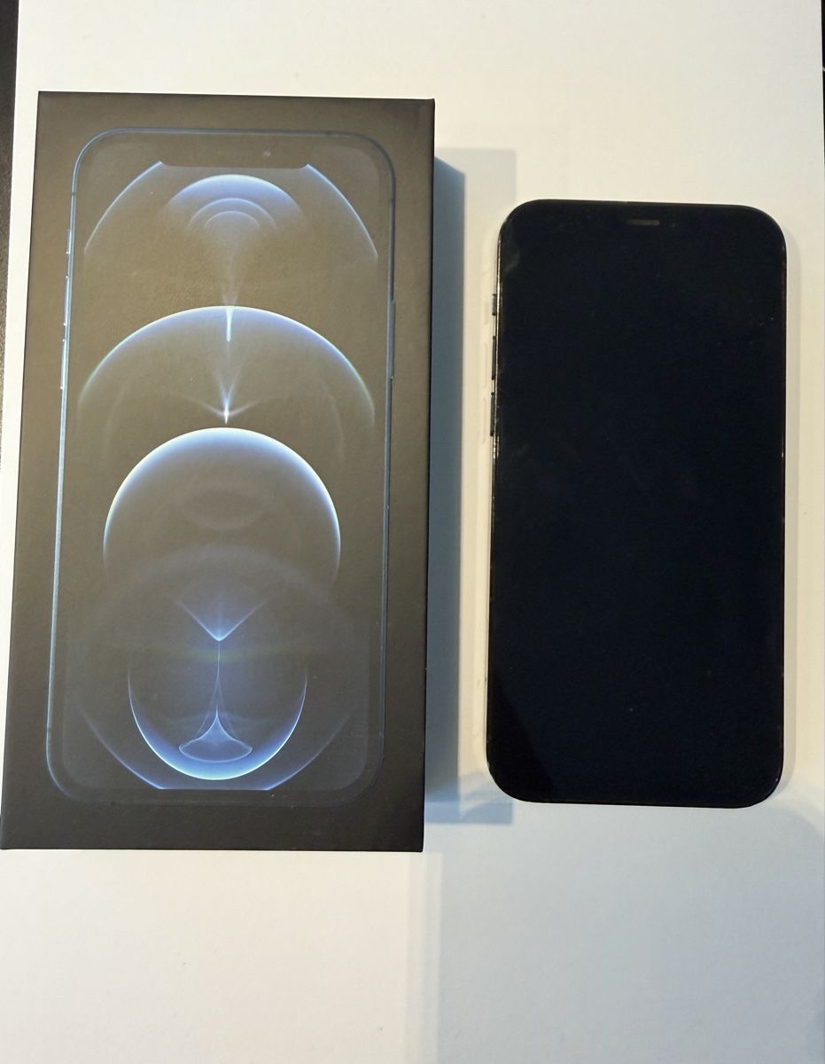 Apple Portables: iPhone 12 Pro 128GB – Défectueux à Einsiedeln par foe_9xrx 1