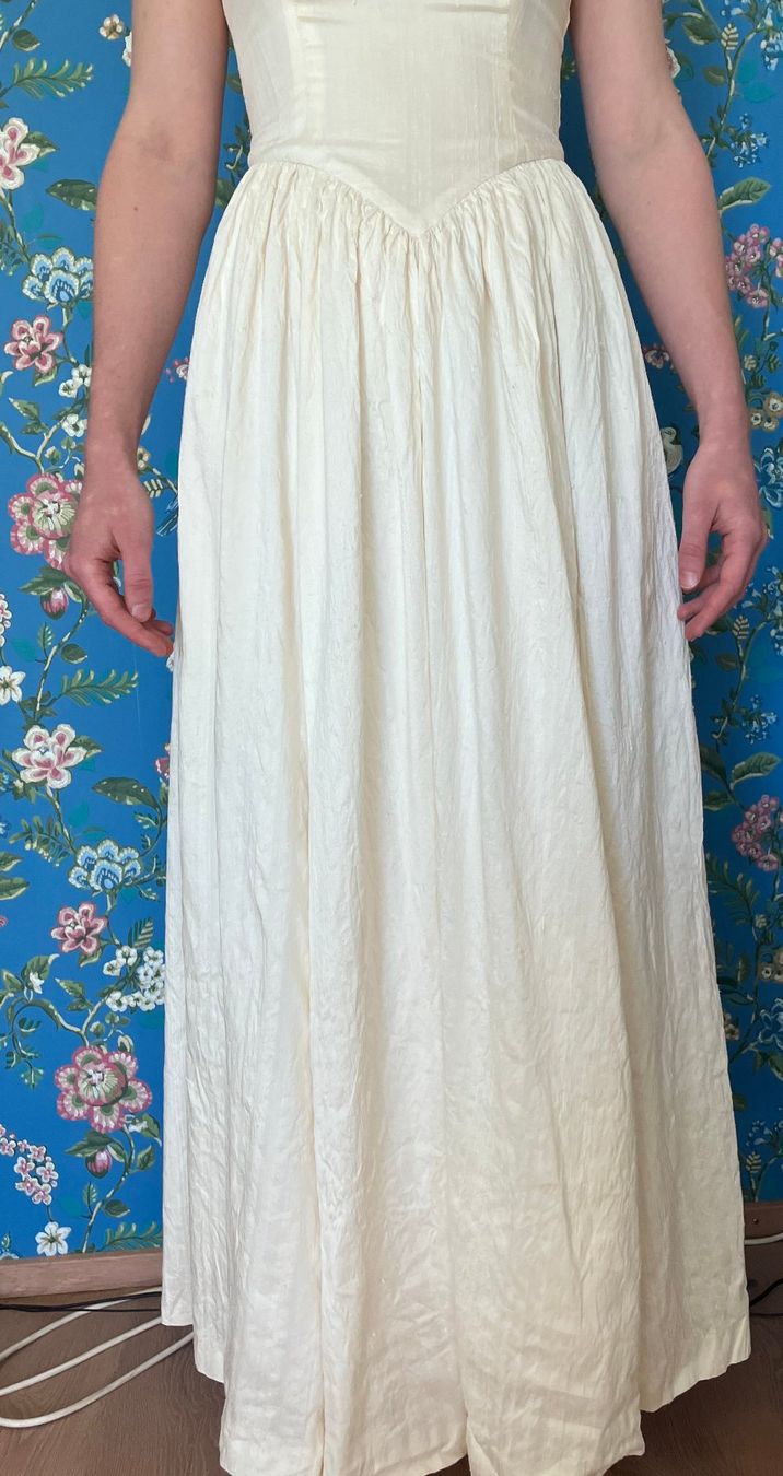 Vestiti: (Hochzeits)Kleid aus Rohseide – Usato da Bolligen venduto da fam_6dzp 5