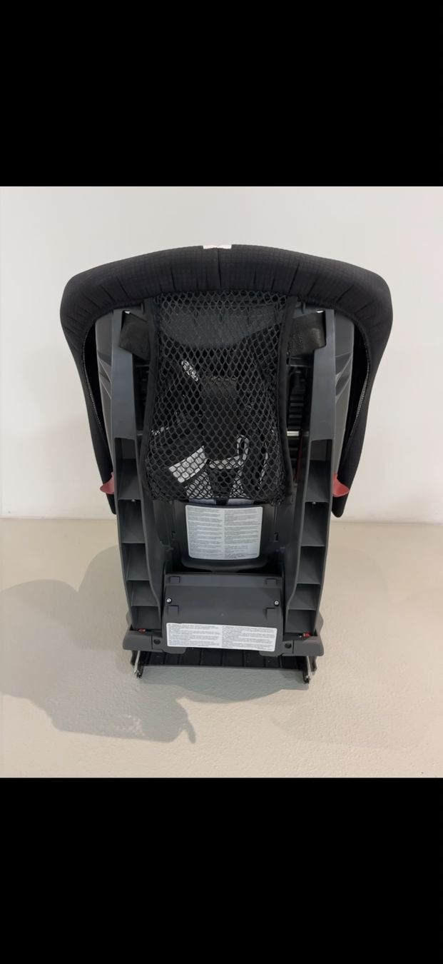 Seggiolini per auto: Mercedes-Benz Kindersitz – Usato da Kilchberg ZH venduto da TanniTanni 2
