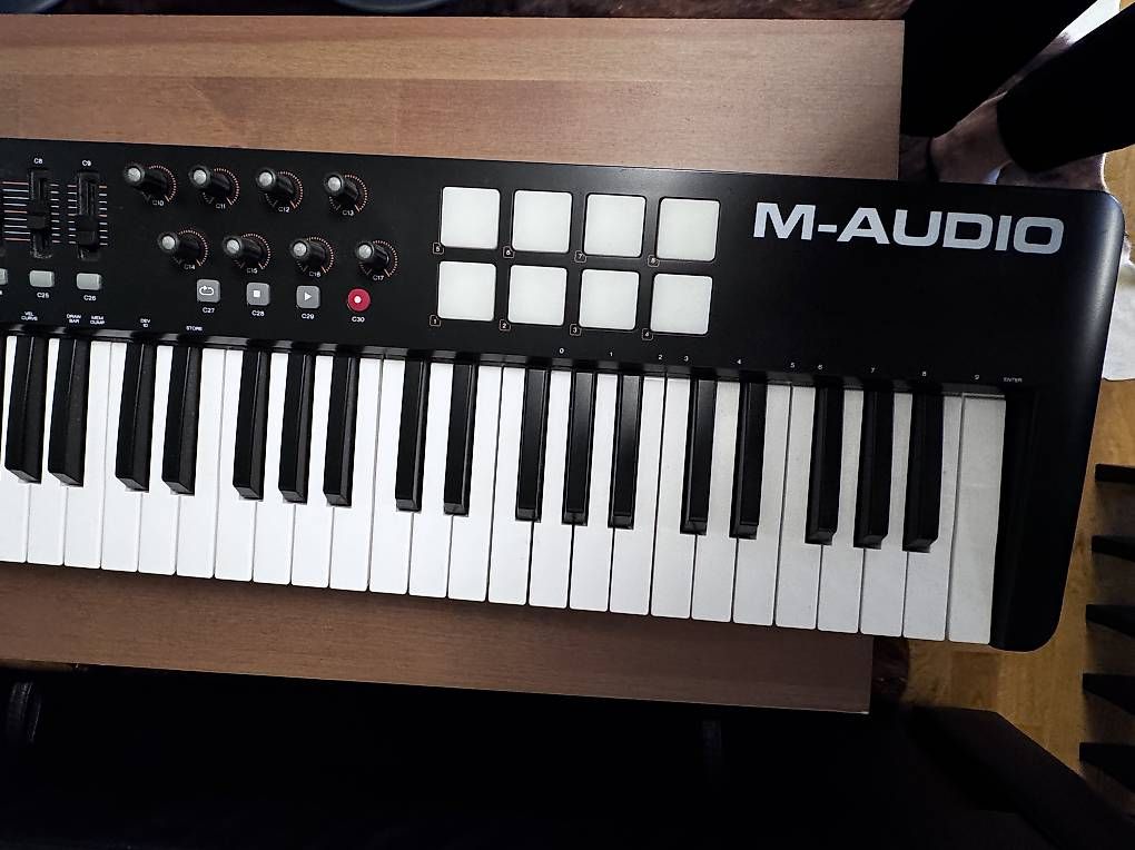 Strumenti musicali: M-Audio Oxygen 61 MIDI Keyboard Controller – Usato da Zollikon venduto da Mazemix7 3
