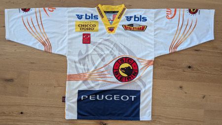 Original SC Bern Trikot, signiert, Top Zustand!