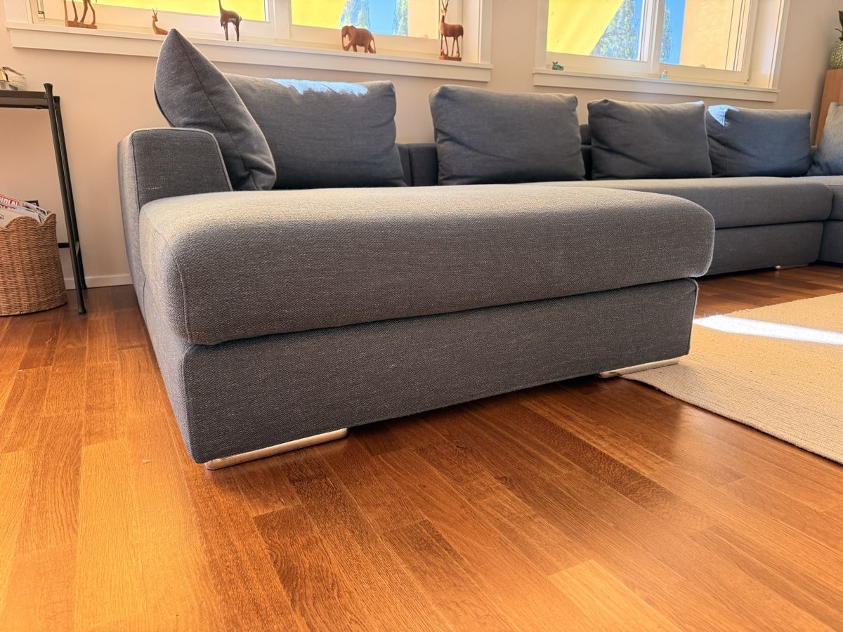 Sofas: Sectional Sofa – D'occasion à Luzern par meb_m6s8 3