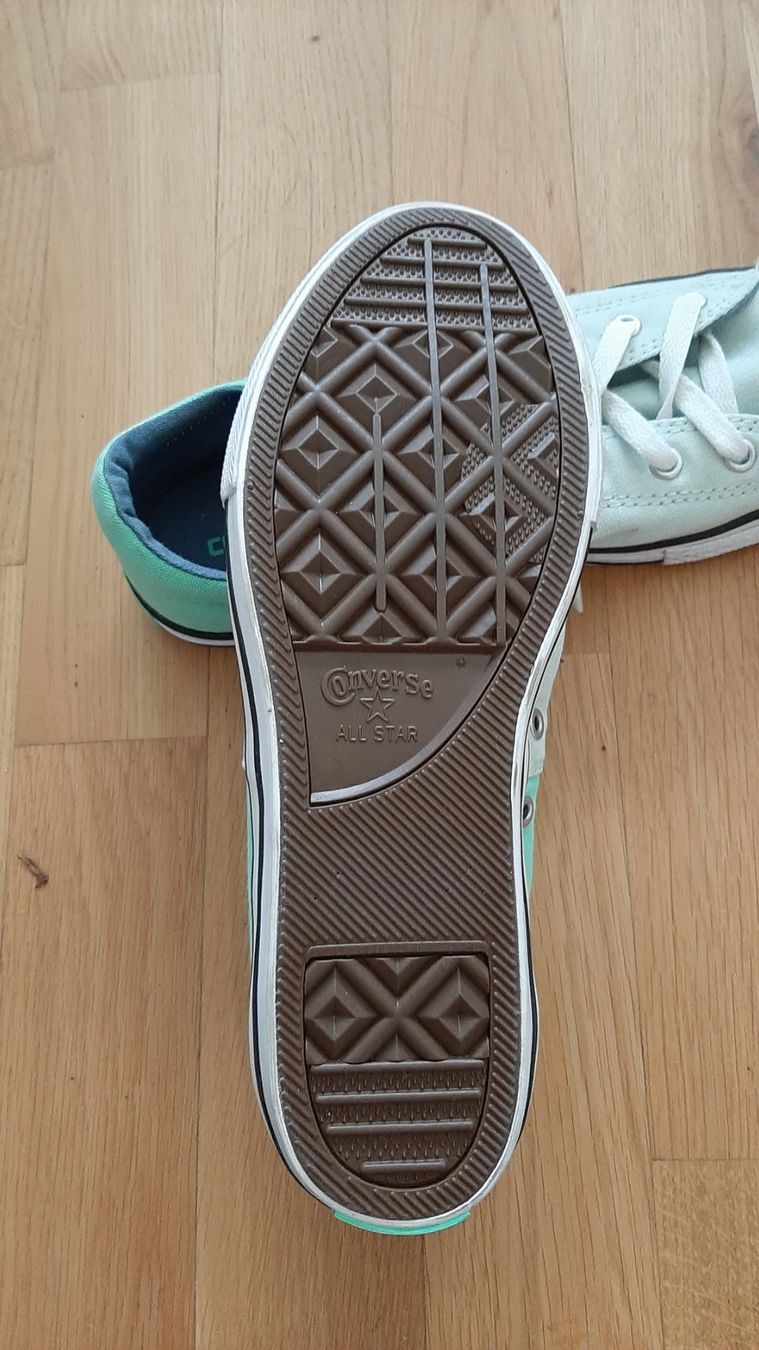 Converse Scarpe da donna: Converse Turnschuh Grösse 38.5 – Usato da Dübendorf venduto da Luuuusmeitli12 5