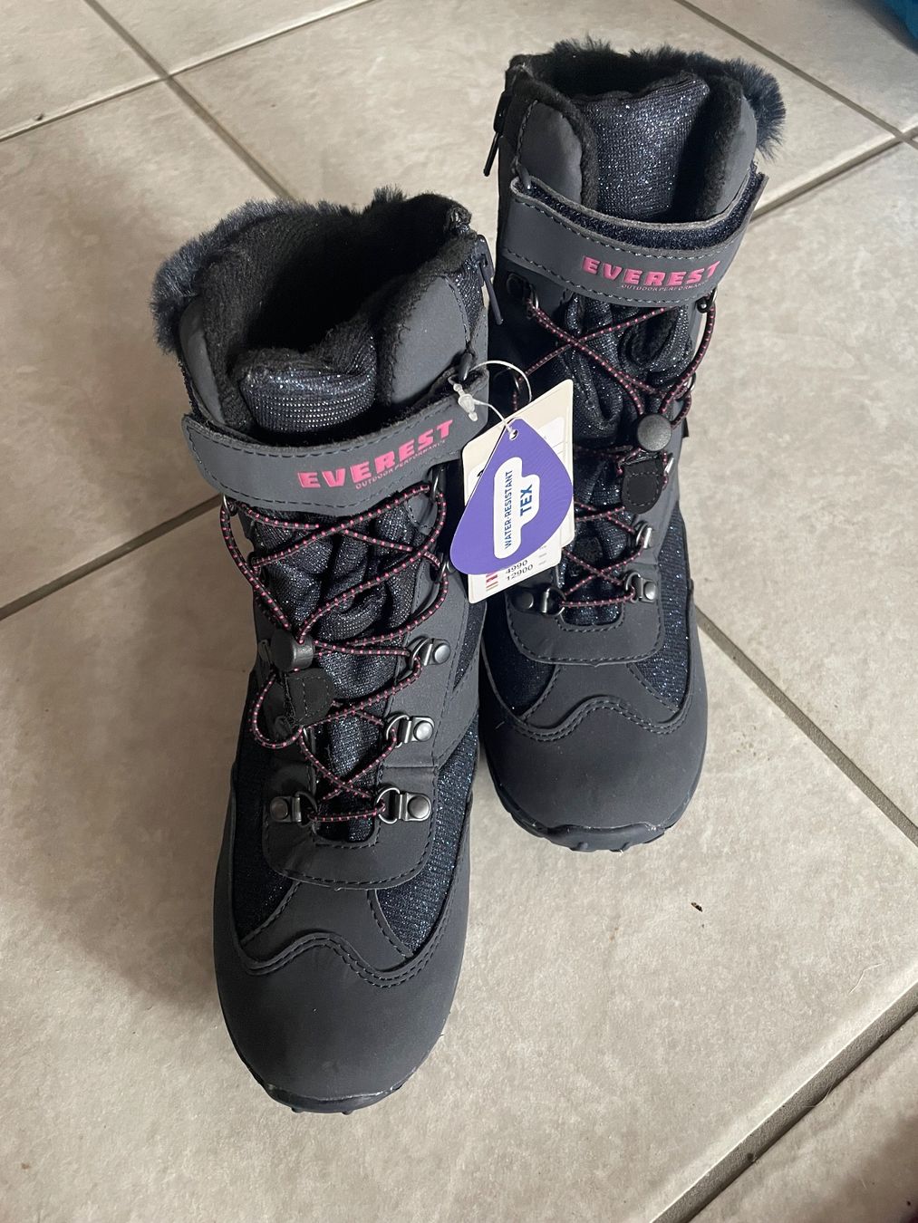 Everest Schuhe für Mädchen: Neuer Winterstiefel 35 – Neu und originalverpackt aus Homberg b. Thun von t...mee 1