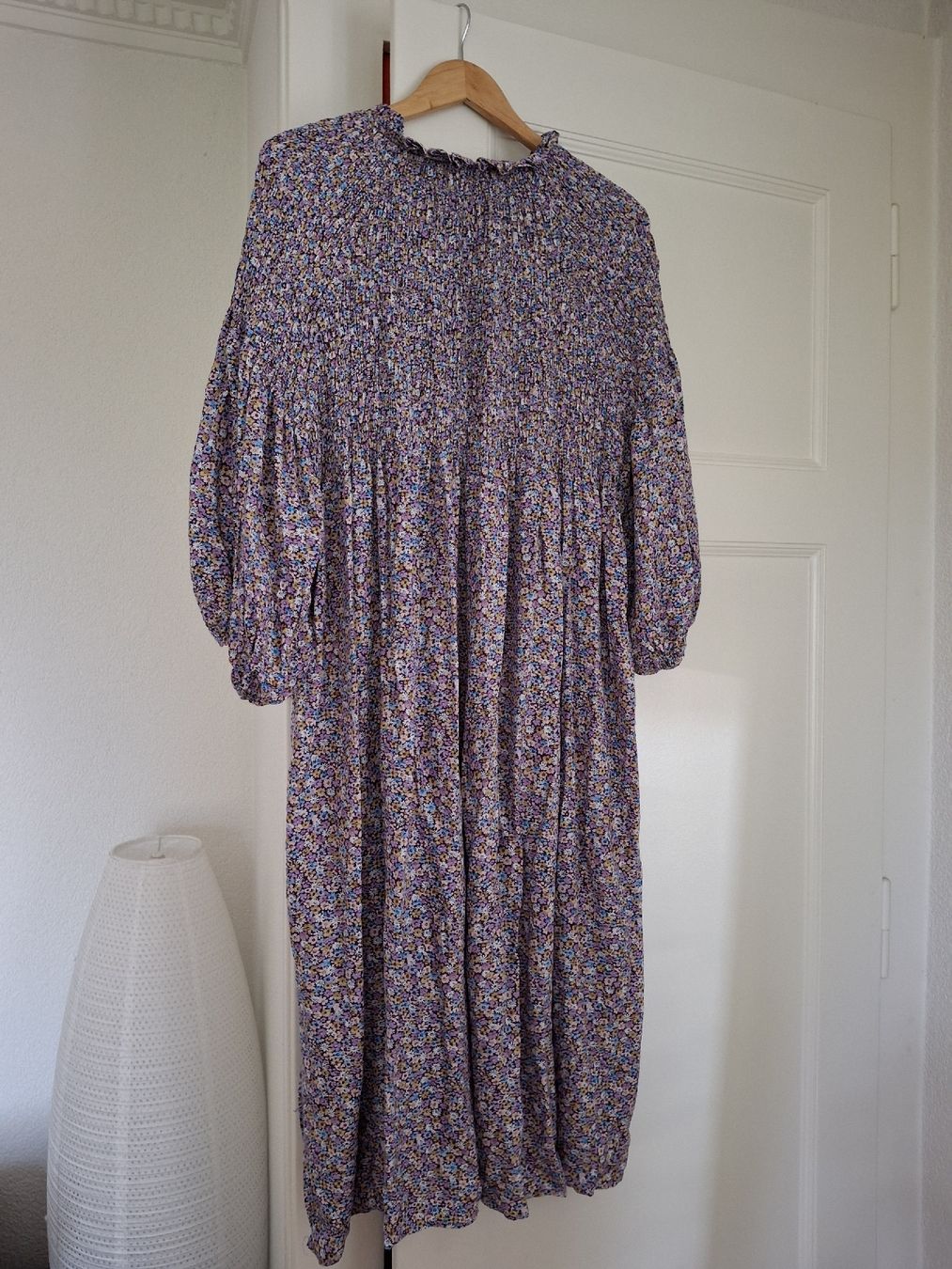 Goa Vestiti: Robe fleurie violette et lilas Goa T3 – Usato da Lausanne venduto da Cognitia 2