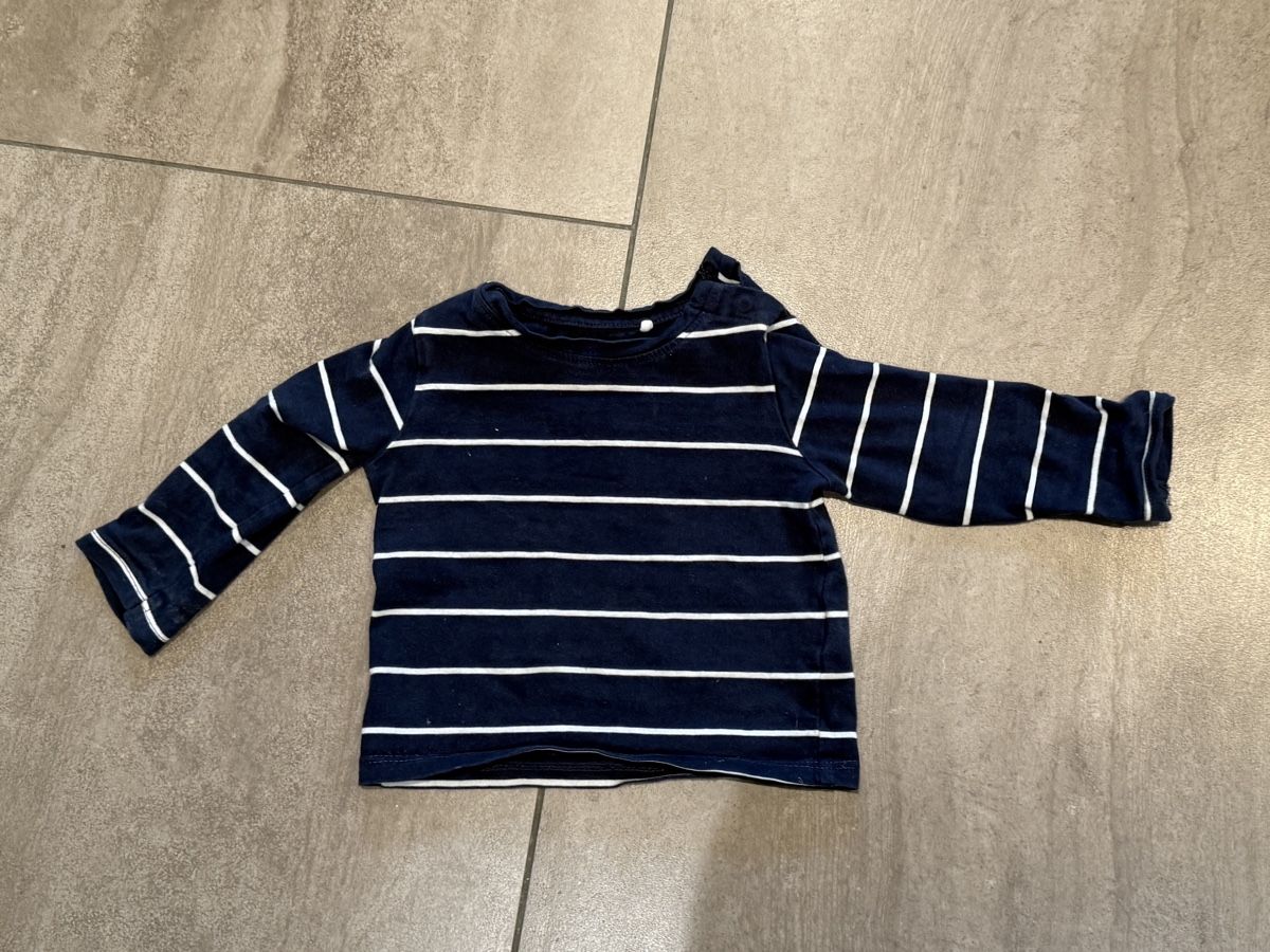 Manor Pullover & Sweatshirts: Langes Shirt – Gebraucht aus Altikon von stebu85