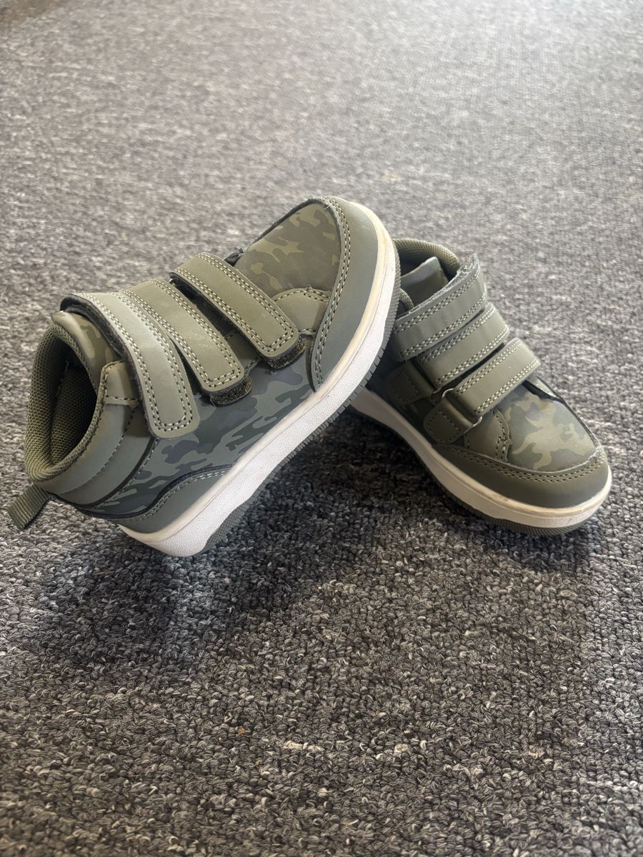 Scarpe per ragazzi: Schuhe Gr 24 – Usato da Dietikon venduto da Shopping100