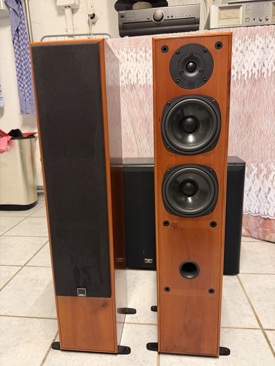 Dali Casse acustiche: DALI ROYAL TOWER HIGH END LAUTSPRECHER – Usato da Trimbach venduto da SABO-61 1