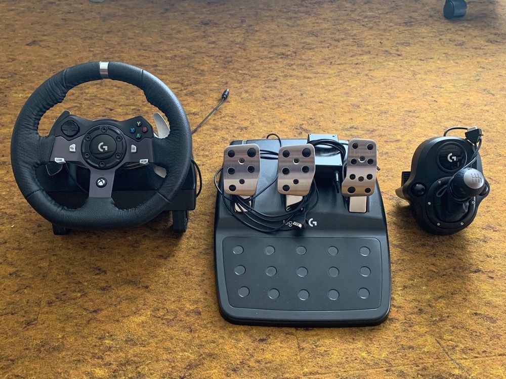 Volant G920 avec pedals et levier de vitesse Kaufen auf Ricardo