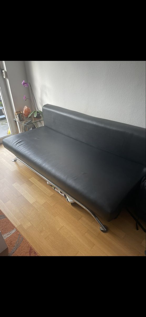 Sofas: Leather Sofa Bed - Perfect for Compact Living! – D'occasion à Zürich par andrei4three 2