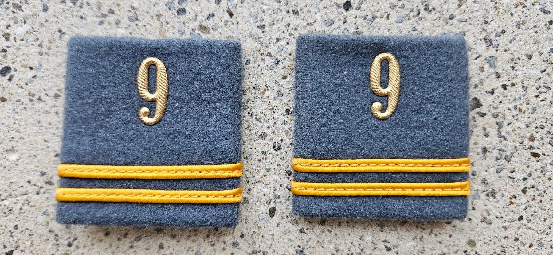 Schweizer Armee Placchette & Badge: *** Patten /Schulterschlaufen mit Nummer *** – Usato da Riedholz venduto da fr_sIruP