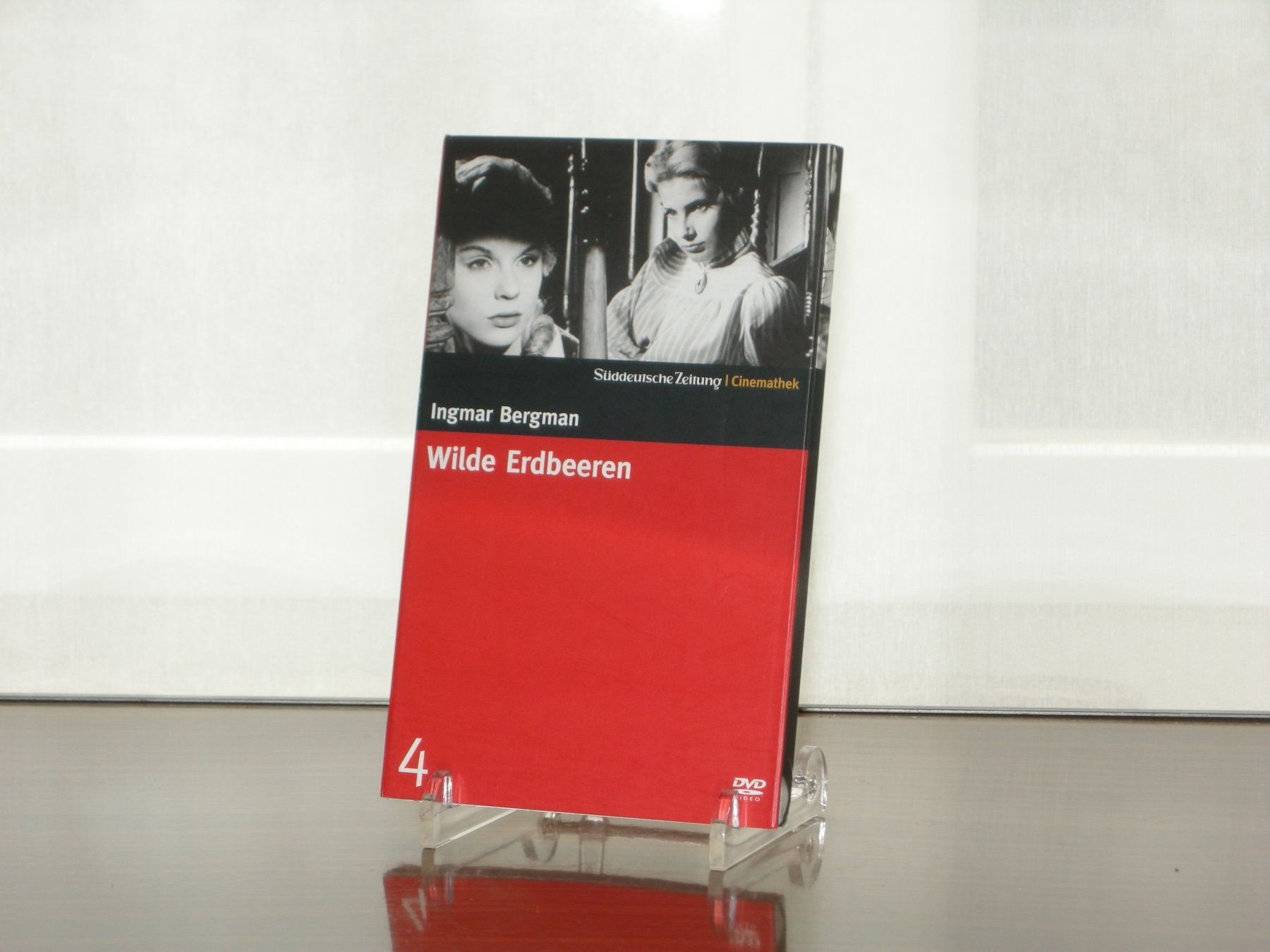 Tutti i DVDs: Ingmar Bergman - Wilde Erdbeeren DVD / Klassiker – Usato da Aarau venduto da Pearlz