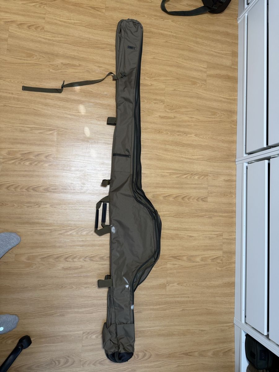 Canne da pesca: Korda Compac Divide 3Rod Rutentasche 12ft – Nuovo (secondo la descrizione) da Oftringen venduto da saitama95