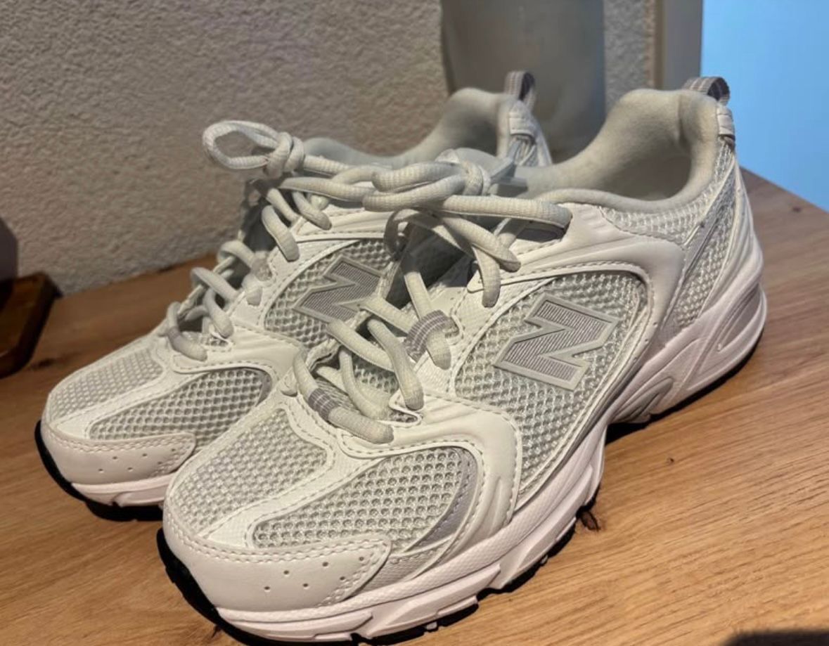Scarpe da uomo: New Balance U530 – Nuovo (secondo la descrizione) da Winterthur venduto da Nena222 2
